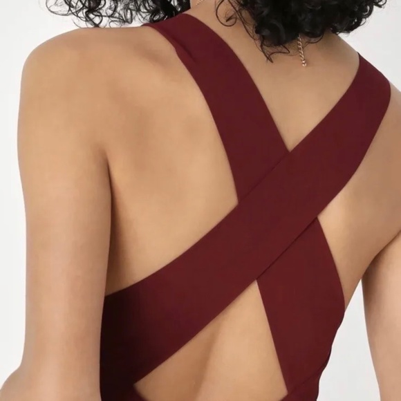 Lulus | Dignified Diva Burgundy Sleeveless Maxi - Picture 3 of 3